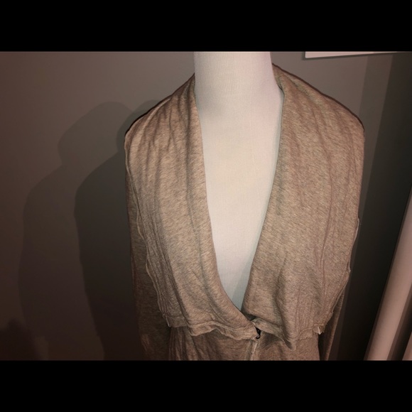 Tan Mystree jacket with shawl collar, size small - Picture 2 of 8